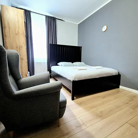 Pini - Przytulne W Centrum Krakowa 호스텔