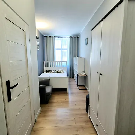 Pini - Przytulne W Centrum Krakowa 호스텔 *