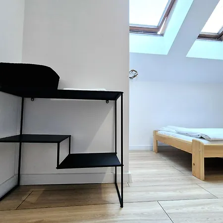 호스텔 Pini - Przytulne W Centrum Krakowa 크라쿠프