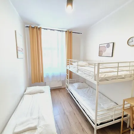 Pini - Przytulne W Centrum Krakowa 호스텔 *